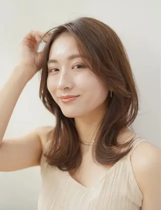 セミロング 銀座/ハイトーン ミツイハルトのヘアスタイル