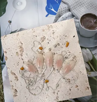 ネイル ToliyDeliy Nail Salonのネイルデザイン