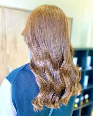 ロング カラー 太田 未来のヘアスタイル