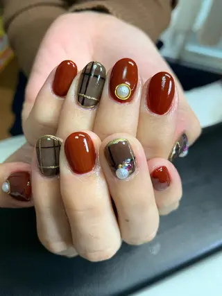 ネイル es nailのネイルデザイン