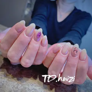 ミディアム めぐみのネイルサロン 惠のネイルデザイン