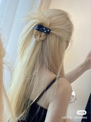 ロング カラー ヘアアレンジ 透明感💕今っぽ似合 わせ𝐍𝐨. 𝟏のヘアスタイル