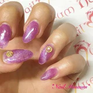 ネイル マグネットネイル💛 Hayakawaのネイルデザイン