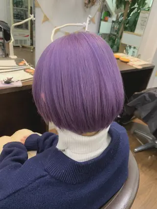 ショート カラー 小笠原 菜緒のヘアスタイル