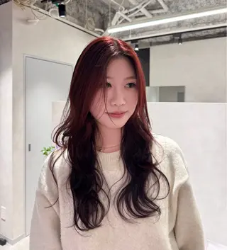 カラー モデル募集中/西梅田 naruka🍏のヘアスタイル