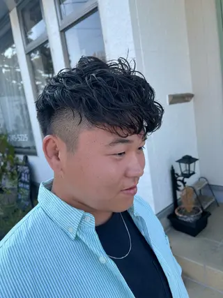 パーマ メンズ パーマが得意な【最高 悠斗】のヘアスタイル