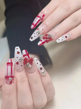 ネイル LR.ONE ヨウのネイルデザイン