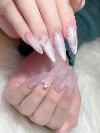 ネイル シェヌネイル JURAのネイルデザイン