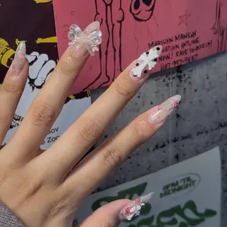 ネイル Sarina ⋆⭒˚ mavieのネイルデザイン