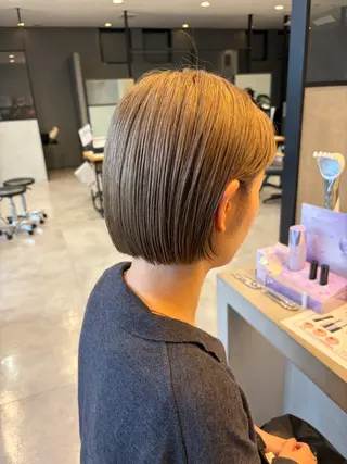 ミディアム 柄澤 菜南子のヘアスタイル