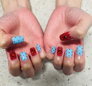 ネイル MAXKELLY Meiのネイルデザイン