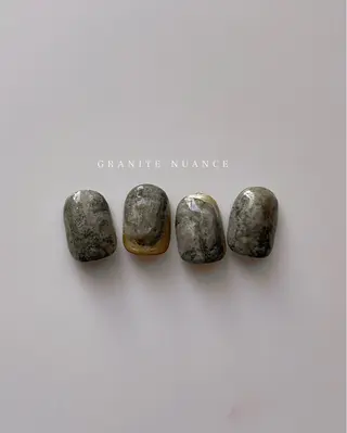 ネイル nailsalon YOLOのネイルデザイン