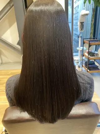 ロング 深夜まで営業中‼️ レム髪質改善のヘアスタイル