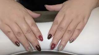 ネイル tiele所属・⚜️salon tiele⚜️Ayaのネイルデザイン