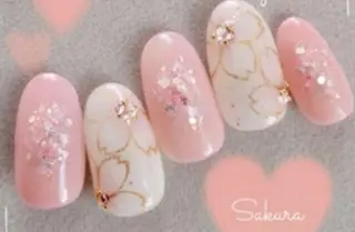 ネイル ゲン レイカのネイルデザイン