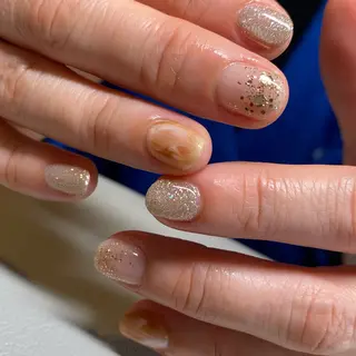 ネイル amuse 手書きニュアンスのネイルデザイン