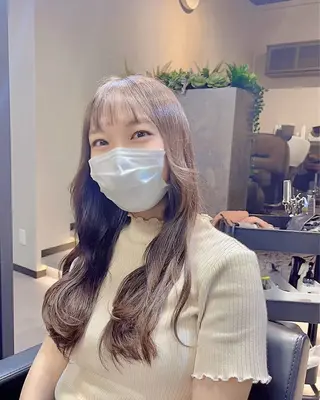 ロング カラー ♦️髪質改善美髪矯正 💍谷口克也♦️のヘアスタイル