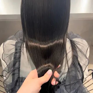 ロング SILVER／ フウカ✩.*＊のヘアスタイル