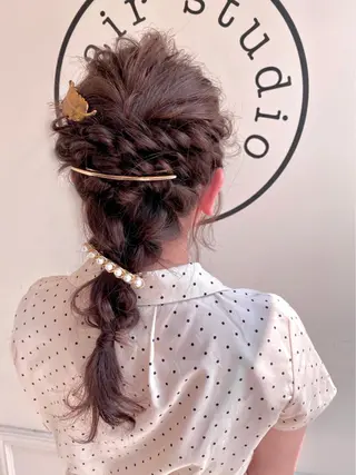 セミロング カラー ヘアアレンジ 川越 輝梨奈のヘアスタイル