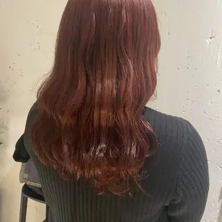 ミディアム カラー カジュアルを女っぽく 𝗮𝘆𝗮𝗰𝗼のヘアスタイル