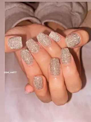 ネイル JINI NAIL所属・ジニ ネイルのネイルデザイン