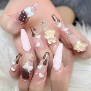 ネイル ANH ゴテゴテネイルのネイルデザイン