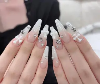 ネイル Ryu Nail Studio所属・Ryu Nail 新大久保のネイルデザイン