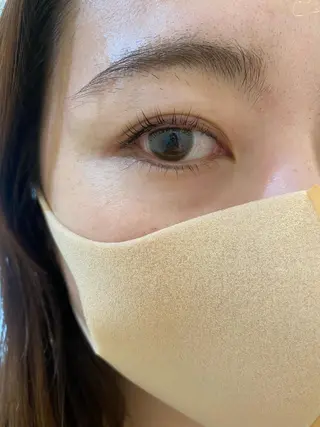 マツエク・マツパ ブリーチなしカラー ダブルカラーエクステのヘアスタイル