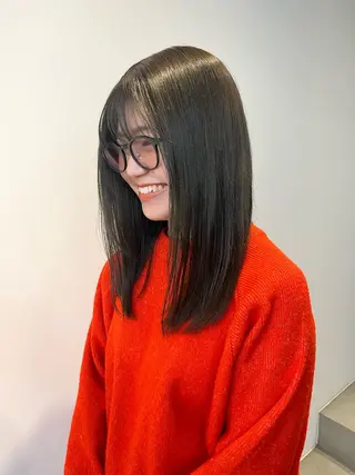 カラー 【sica】 レナのヘアスタイル