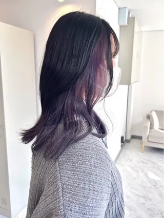 ミディアム カラー Via  京都烏丸所属・ブロンド/ハイトーン /レイヤー/りなのヘアスタイル