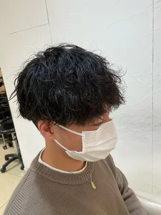 ショート パーマ メンズ メンズ特化型美容師 栗山勇人のヘアスタイル