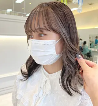 ミディアム カラー ParveMix /  相馬 さくらのヘアスタイル