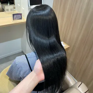 ロング カラー MIKU .のヘアスタイル