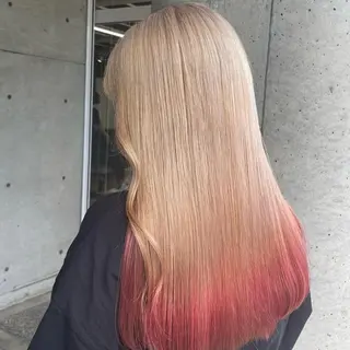 ロング カラー 横山 千夏のヘアスタイル