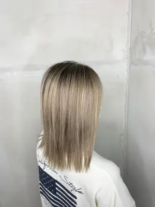 カラー 益 佑夏のヘアスタイル