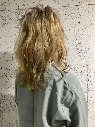 セミロング カラー steed tokyo所属・KOOKI スティードトーキョーのヘアスタイル