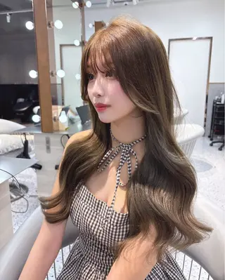ロング カラー 髪質改善×韓国ヘアサロン Role 博多【ロール】所属・yui🎀ブリーチ なしWカラー／博多のヘアスタイル