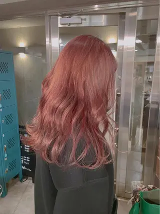 カラー 🫧BUBBLES 新所沢　かとうゆきのヘアスタイル