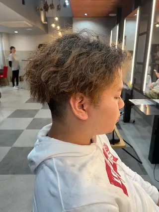 パーマ メンズ 縮毛矯正/髪質改善/ ハイトーン/Makoのヘアスタイル