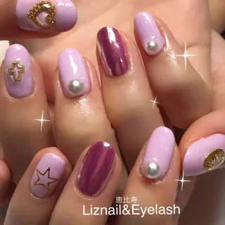 ミディアム Rawr / saoriのネイルデザイン