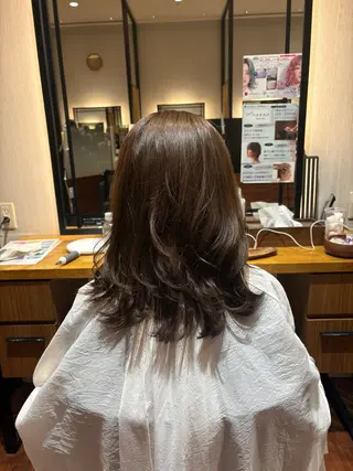 ミディアム 髙田 千華 髪質改善ストレートのヘアスタイル