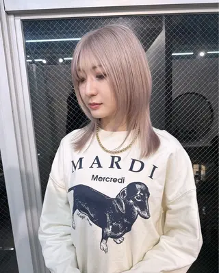 ミディアム カラー ヘアアレンジ lani ブリーチ /ダブルカラーのヘアスタイル