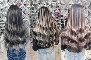 ロング カラー Lovestasy 京都河原町店のヘアスタイル