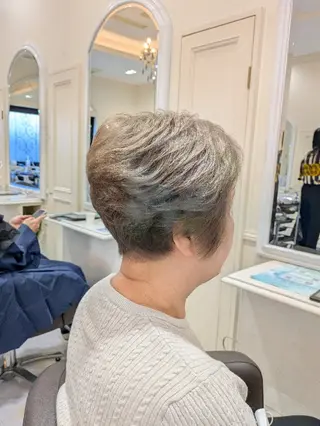 ショート Salon de with根本博史のヘアスタイル