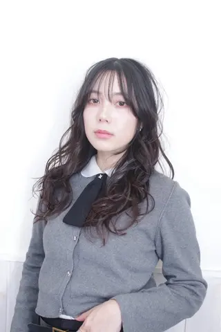 ロング ヘアアレンジ 🦕望月渉🦕 パーマ🌪️ブリーチのヘアスタイル