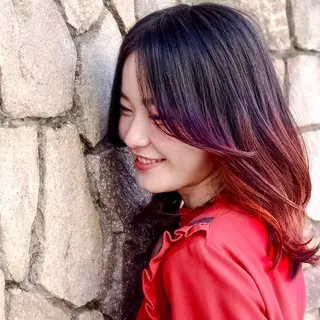 セミロング カラー MIRUCO by KURAKU所属・マキシ ヤスアキのヘアスタイル