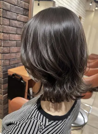 ミディアム flencia 丸 和博｜カットのヘアスタイル