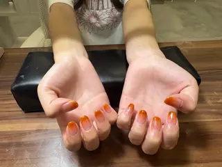 ネイル エーナイン　イオンモール苫小牧店所属・尾﨑 梨緒のネイルデザイン