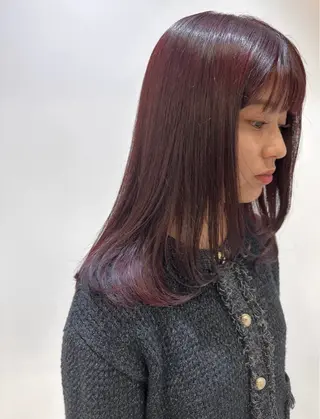 セミロング カラー 透明感ブラウンカラー 🫧レイヤー🩰好実のヘアスタイル