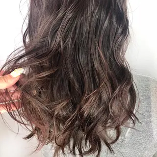 ロング カラー ベージュ/インナー カラー🤍Rieのヘアスタイル